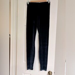 Fabletics high rise velour full length leggings in navy size M
